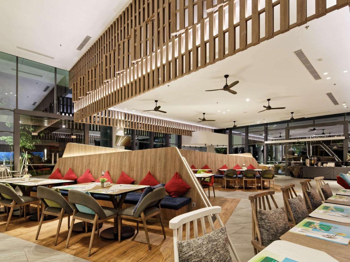 Ibis Styles Batam Nagoya Hotel Exterior foto
