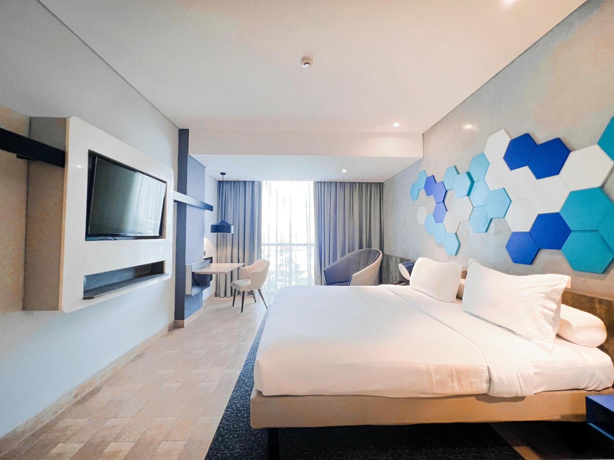 Ibis Styles Batam Nagoya Hotel Exterior foto